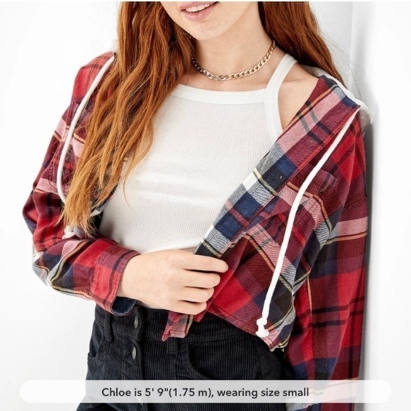 American Eagle Outfitters Tops - American Eagle Cozy Cabin Cropped Hoodie Flannel